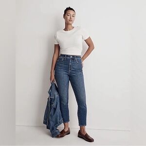 Madewell The Curvy Perfect Vintage Jean in Manorford Wash: Instacozy Edition